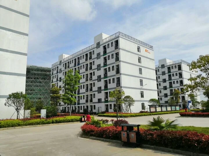 江西鴻利光電潔凈車(chē)間